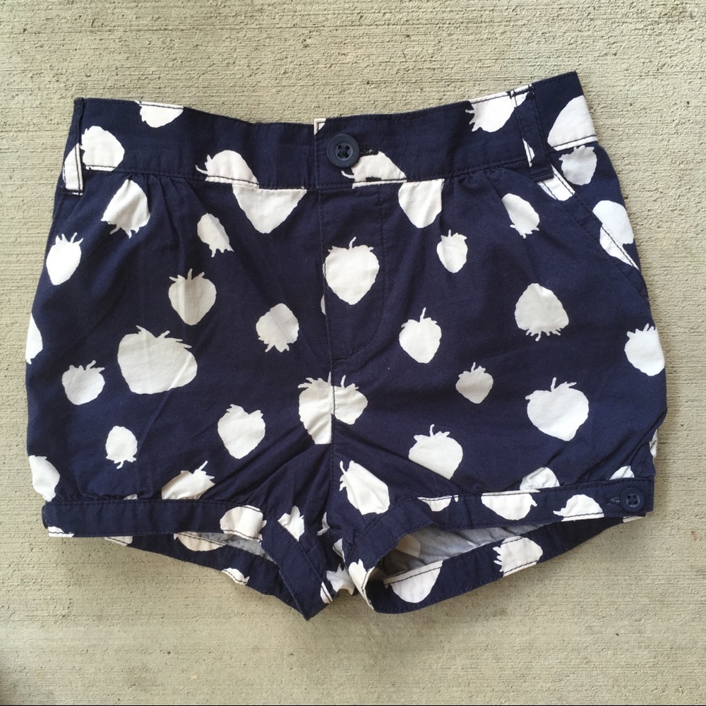 Gap strawberry shorts - Picture 1 of 7